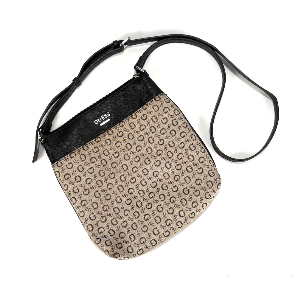 GUESS Logo Crossbody Bag Black Handbag Zip Closure Shoulder Bag Adjustable Strap